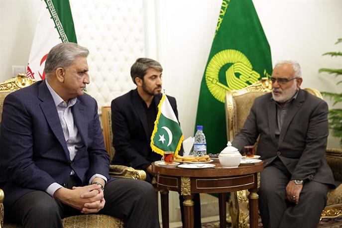 The Pakistani Chief of Army Staff Met with the Deputy Custodian of Astan Quds Razavi.