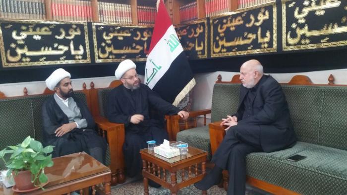 The Head of Canada's Imam Hussein Institution visits The Alavi Holy Shrine.