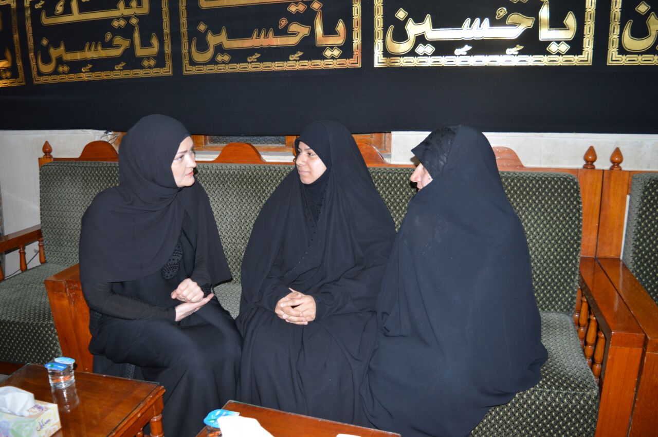 A German Convert Visits the Holy Shrine of Imam Ali(PBUH).