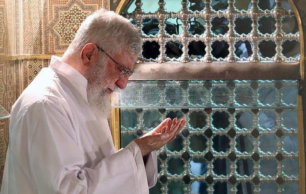 Dust Clearing of Imam Reza (A.S.) Holy Grave, by Presence of the Supreme Leader of the Revolution