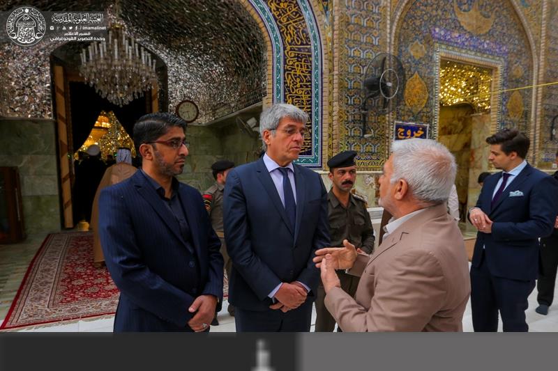 The French Ambassador to Iraq visits the Alavi Holy Shrine.